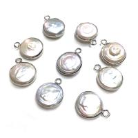 Zoetwater Parel Hangers, met Messing, Rond plat, silver plated, Natuurlijk & mode sieraden & DIY, 15x20mm, Verkocht door PC