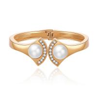 Zinc Alloy Manchet Bangle, met Plastic Pearl, plated, mode sieraden & voor vrouw & met strass, gouden, Verkocht door PC