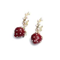 Boucles d'oreilles pendantes en laiton, fraise, plaqué de couleur d'or KC, bijoux de mode & pour femme & émail & avec strass, rouge, 66x24.50mm, Vendu par paire