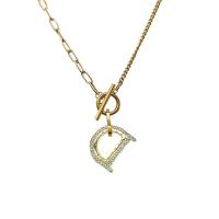 Titanium halskettingen, Titanium Staal, met 1.97 extender keten, Letter D, gold plated, mode sieraden & met strass, gouden, Lengte 40 cm, Verkocht door PC