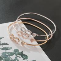 Cink ötvözet Cuff Bangle, galvanizált, divat ékszerek & a nő & strasszos, több színt a választás, 55mm, Által értékesített PC