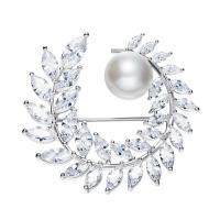 Cubic Zirconia Spilla, ottone, with Shell Pearl & cubico zircone, placcato platino, bianco, assenza di nichel,piombo&cadmio, 40x42mm, Venduto da PC