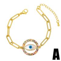 Bracelet Evil Eye bijoux, laiton, avec coquille, Placage de couleur d'or, styles différents pour le choix & pavé de micro zircon, doré, protéger l'environnement, sans nickel, plomb et cadmium, 27x22mm, Longueur 5.12 pouce, Vendu par PC