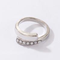 Zinc Alloy fingerring, med Plastic Pearl, for kvinde, sølv, 17mm, Solgt af PC