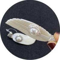 Shell Pendler, med rhinestone ler bane & Messing, Feather, sølvfarvet forgyldt, forskellige stilarter for valg, 25x72mm, Solgt af PC