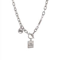 Collier d'acier titane, rectangle, unisexe & chaîne ovale & avec le motif de lettre, Longueur Environ 19.6 pouce, Vendu par PC