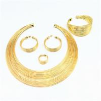 Set gioielli in lega di zinco, anello dito & Bracciale & orecchino & Collana, lega in zinco, placcato, 4 pezzi & per la donna, nessuno, assenza di nichel,piombo&cadmio, 120mm, 60mm, 40mm, Misura:9, Venduto da set