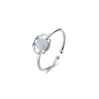 Messing ringen, met Cats Eye, platinum plated, mode sieraden, platina kleur, nikkel, lood en cadmium vrij, 8x9mm, Binnendiameter:Ca 17mm, Verkocht door PC