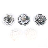 Shell Pendants Flower 10-35mm Sold By Set