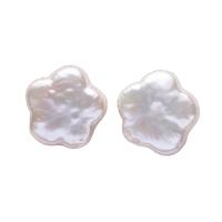 Boucles d'oreilles en perles d'eau douce, perle d'eau douce cultivée, laiton puce boucle d'oreille, Fleur de prunier, Placage de couleur argentée, pour femme, blanc, 10x11mm, Vendu par paire