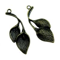 Pendentifs en alliage de zinc, Calla Lily, Placage, Vintage & unisexe, plus de couleurs à choisir, protéger l'environnement, sans nickel, plomb et cadmium, 14x40mm, Vendu par PC