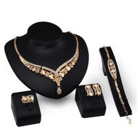 Zinklegering Sieraden Sets, Stud Oorbel & vinger ring & armband & halsketting, Zinc Alloy, gold plated, 4 stuks & voor vrouw & met strass & hol, nikkel, lood en cadmium vrij, 140mm, 270mm, 30mm, Maat:6-8, Verkocht door Stel