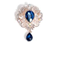 Crystal broche, Zinc Alloy, met Kristal, gold plated, met strass, meer kleuren voor de keuze, 40x60mm, Verkocht door PC