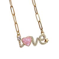 Kubieke Zirkoon Micro Pave Brass Ketting, Messing, met Pink Shell, met 1.96 extender keten, De Brief van het alfabet, gold plated, micro pave zirconia & voor vrouw, gouden, nikkel, lood en cadmium vrij, 9.50x27.40mm, Lengte 17.71 inch, Verkocht door PC