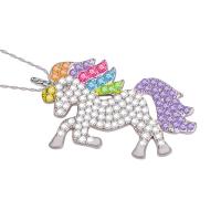 Zinc Alloy Rhinestone Pendler, Unicorn, med rhinestone, flere farver til valg, 41x23mm, Solgt af PC