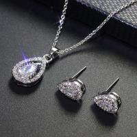 Cyrkonia Micro Pave stop cynku Jewelry Sets, Kolczyk & naszyjnik, ze Sześcienna cyrkonia, Łezka, Platerowane w kolorze srebra, 2 sztuki & dla kobiety, biały, bez zawartości niklu, ołowiu i kadmu, 2komputery/Ustaw, sprzedane przez Ustaw