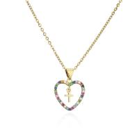 Kubieke Zirkoon Micro Pave Brass Ketting, Messing, Hart, gold plated, met cross patroon & micro pave zirconia & voor vrouw & hol, meer kleuren voor de keuze, 16x21mm, Lengte Ca 17.71 inch, Verkocht door PC