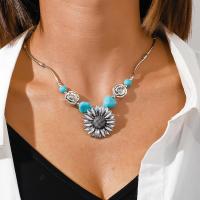 Collier turquoise de mode, alliage de zinc, avec turquoise, avec 1.97inch chaînes de rallonge, Placage de couleur argentée, bijoux de mode & pour femme, protéger l'environnement, sans nickel, plomb et cadmium, 34mm, Longueur Environ 16.93 pouce, Vendu par PC