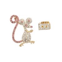 Boucle d'oreille strass, alliage de zinc, souris, Placage de couleur d'or, bijoux de mode & pour femme & avec strass, multicolore, 38x28mm, Vendu par paire