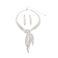 Seiteanna Jewelry rhinestone na, earring & muince, Sinc Alloy, cóimhiotal since clasp gliomach, cóimhiotal since iar earring, do bhean & le rhinestone, dathanna níos mó le haghaidh rogha, 52mm, Fad 53 cm, Díolta De réir Socraigh