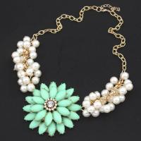 Fashion Statement Halskettingen, Zinc Alloy, met Plastic Pearl, met 1.77inch extender keten, mode sieraden & voor vrouw & met strass, meer kleuren voor de keuze, nikkel, lood en cadmium vrij, 7.2cm, Lengte Ca 22.76 inch, Verkocht door PC