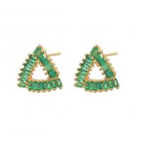 Boucles d'oreilles en laiton zircon cubique pavent, triangle, Placage de couleur d'or, pavé de micro zircon & pour femme & creux, vert, 14x14mm, Vendu par paire