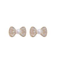 Mässing Stud Earring, med Plast Pearl, Bowknot, guldfärg pläterade, micro bana cubic zirconia & för kvinna, 22x13mm, Säljs av Par