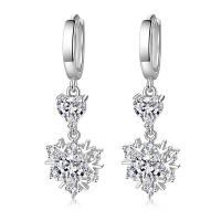 Ciúbach Zirconia Micrimhilseogra réiteodh Earring Prás, le Rhinestone, platanam plátáilte, micrea réiteach zirconia ciúbach & do bhean, dathanna níos mó le haghaidh rogha, 12.50x40mm, Díolta De réir Péire