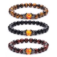 Gemstone Armbånd, Tiger Eye, med Abrazine Stone & Resin & Messing, Runde, pistol sort belagt, Unisex & med rhinestone, flere farver til valg, 8mm, Længde 7.09 inch, Solgt af PC