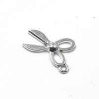 Zinc Alloy Scissors Pendants antique silver color plated vintage & Unisex silver color nickel lead & cadmium free Sold By PC