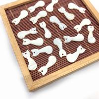 White Shell Hanger, Kat, Gesneden, DIY & verschillende grootte voor keus, wit, Verkocht door PC