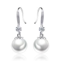 Prás Buail Earring, le ABS Pearl plaisteach, Babhta, dath airgid plated, micrea réiteach zirconia ciúbach & do bhean, bán, nicil, luaidhe & caidmiam saor in aisce, 34x12mm, Díolta De réir Péire