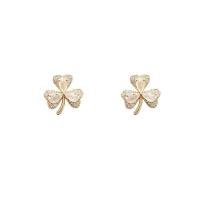 Boucles d'oreilles en laiton zircon cubique pavent, Trois Clover Leaf, couleur de haute qualité d'or plaqué, bijoux de mode & pavé de micro zircon & pour femme, doré, protéger l'environnement, sans nickel, plomb et cadmium, 12x15mm, Vendu par paire