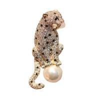 Cubic Zirconia Broche, Messing, med Plastic Pearl, Leopard, forgyldt, Unisex & Micro Pave cubic zirconia, flere farver til valg, nikkel, bly & cadmium fri, 50x20mm, Solgt af PC