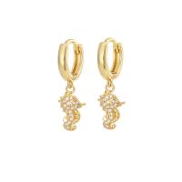 Cúbicos Circonia Pendiente Latón Micro pavimenta, metal, chapado en color dorado, diferentes estilos para la opción & micro arcilla de zirconia cúbica & para mujer, 28mm, Vendido por Par