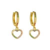 Huggie hoepel Drop Earrings, Messing, Hart, gold plated, verschillende stijlen voor de keuze & micro pave zirconia & voor vrouw, multi-gekleurde, Verkocht door pair