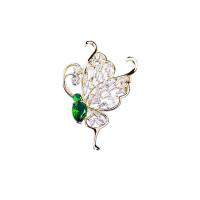 Cubic Zirconia Broche, metal, Mariposa, chapado en color dorado, micro arcilla de zirconia cúbica & para mujer & hueco, libre de níquel, plomo & cadmio, 32x54mm, 10PCs/Grupo, Vendido por Grupo