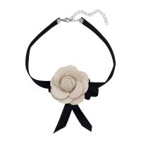 Faisean Choker muince, PU, le Éadach, le 2.75inch slabhra extender, Flower, stíl Cóiréis & do bhean, Fad Thart 12.6 Inse, Díolta De réir PC