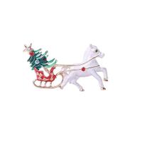 Broches de Noël, alliage de zinc, cheval, Placage de couleur d'or, bijoux de mode & pour femme & émail & avec strass, blanc, protéger l'environnement, sans nickel, plomb et cadmium, 57x38mm, Vendu par PC