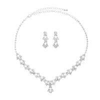 Strass-Schmuck-Sets, Ohrring & Halskette, Messing, mit Verlängerungskettchen von 15cm, silberfarben plattiert, drei Stücke & Modeschmuck & für Frau & mit Strass, Silberfarbe, 12x32mm,105mm, Länge 33 cm, verkauft von setzen