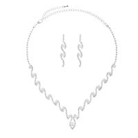 Strass-Schmuck-Sets, Ohrring & Halskette, Messing, mit Kunststoff Perlen, mit Verlängerungskettchen von 15cm, silberfarben plattiert, drei Stücke & Modeschmuck & für Frau & mit Strass, Silberfarbe, 8x50mm,125mm, Länge 35 cm, verkauft von setzen