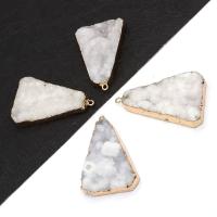 Ice Quartz Agate hänge, Ice Kvarts Agate, med Mässing, Triangle, guldfärg pläterade, Unisex, vit, 28x35-30x50mm, Säljs av PC