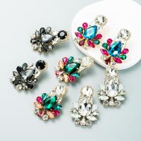 Rhinestone Earring Zinc Alloy with Glass Rhinestone fashion jewelry & for woman nickel lead & cadmium free Sold By Pair