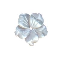 Résultats des cheveux, Lèvre blanche, fleur, gravé, blanc, 15mm, Vendu par PC