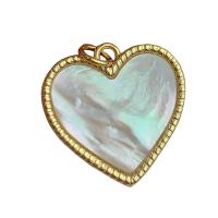 laiton Pendentif, avec coquille blanche, coeur, Plaqué or 18K, 20mm, Vendu par PC