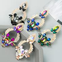 Rhinestone Earring Zinc Alloy with Glass Rhinestone fashion jewelry & for woman & with rhinestone nickel lead & cadmium free Sold By Pair