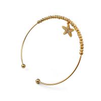 Zinc Alloy Cuff Bangle, Stjerne, guldfarve belagt, for kvinde & med rhinestone, nikkel, bly & cadmium fri, Indvendig diameter:Ca. 55mm, Solgt af PC