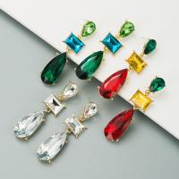 Rhinestone Earring Zinc Alloy with Glass Rhinestone fashion jewelry & for woman nickel lead & cadmium free Sold By Pair