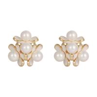 Brass Stud Earring with Plastic Pearl Flower 14K gold plated DIY & enamel nickel lead & cadmium free Sold By Pair