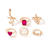 Zinklegering Ring Set, Zinc Alloy, gold plated, 6 stuks & voor vrouw & met strass, nikkel, lood en cadmium vrij, Maat:6.5-10.5, Verkocht door Stel